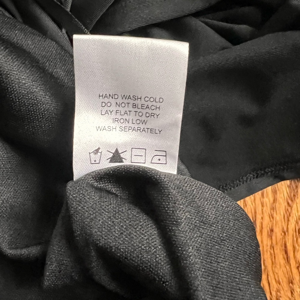 NWT Superdown Erla Cutout one shoulder Maxi Dress – Black, Size Medium - Picture 5 of 10